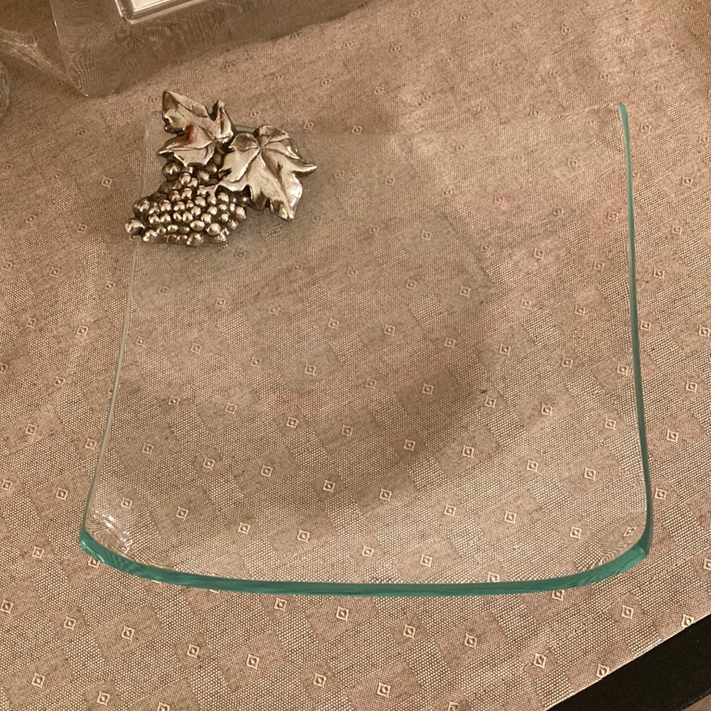Unique Vintage Green Edged Glass Serving Dish W/ Pewter Grapes W/Leaves